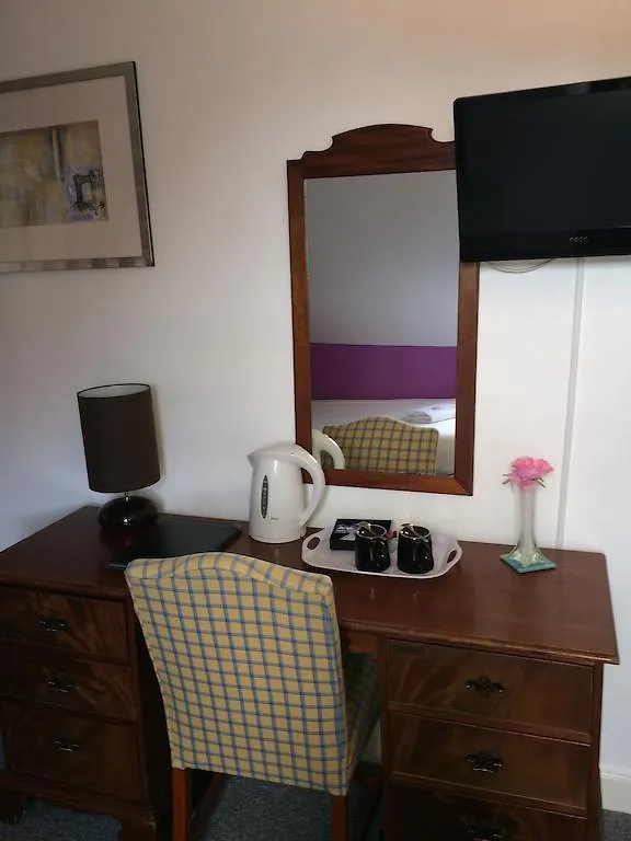 Edinburgh Thistle Guest House 2*,